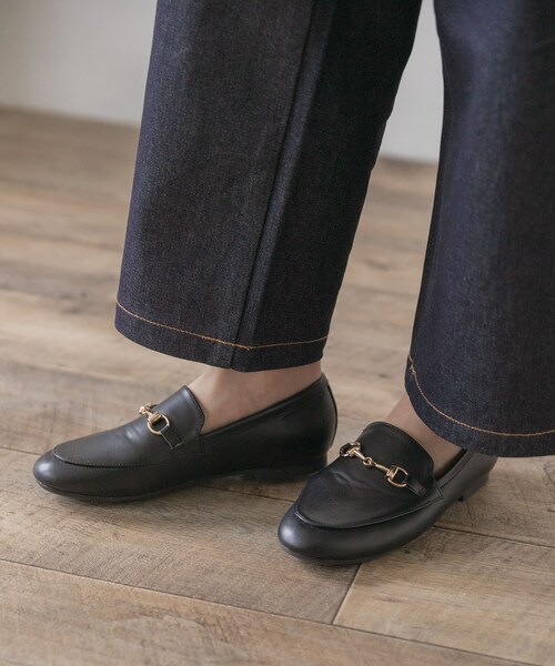 ITEMS URBANRESEARCH（アイテムズ アーバンリサーチ）の「ビットローファー（ローファー・レディース・BRN/BLK・S/M/L）」の5枚目の写真