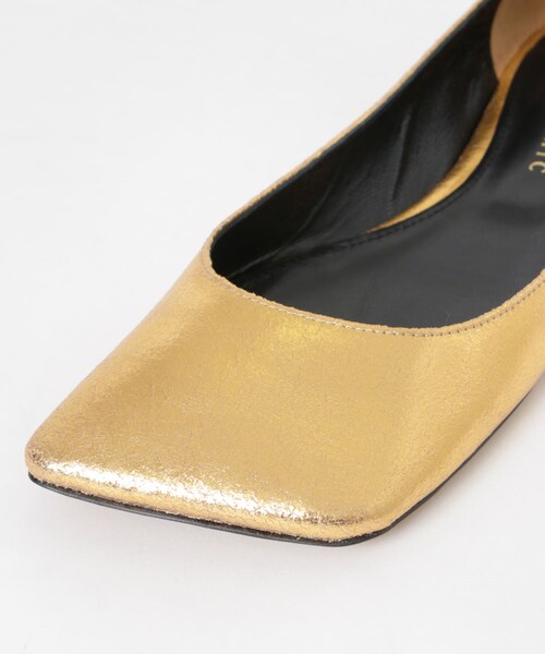 URBAN RESEARCH(アーバンリサーチ)の「PIPPICHIC LINDA FLAT(パンプス・レディース・gold・36/36.5/37)」の8枚目の写真