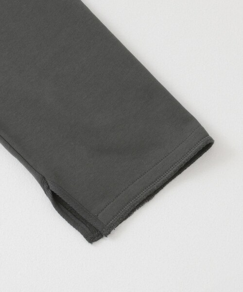 EKAL（エカル）の「EKAL　レイクショアキーネックフーディー（パーカー・レディース・カーキ/ベージュ/チャコール・FREE）」の8枚目の写真