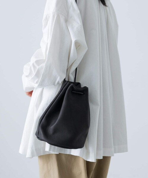 かぐれ(カグレ)の「MORMYRUS drawstring bag(その他雑貨・レディース・BLACK・FREE)」の4枚目の写真