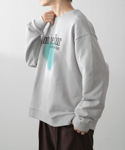 ITEMS URBANRESEARCH（アイテムズ アーバンリサーチ）の「フレンチアートプリントクルーネックスウェット（スウェット・メンズ・DRAWINGOFF/DRAWINGGRY/LOGO OFF/LOGO GRY・M/L）」の4枚目の写真