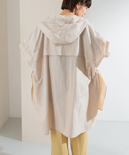 KBF（ケイビーエフ）の「BIGマウンテンパーカー（マウンテンパーカー・レディース・KHAKI/L.GREIGE/CAMEL・one）」の6枚目の写真