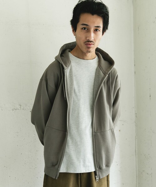 URBAN RESEARCH DOORS（アーバンリサーチドアーズ）の「『UR TECH』ピグメントダイ裏起毛ZIPパーカー（パーカー・メンズ・GRAY/BLACK・M/L）」の20枚目の写真