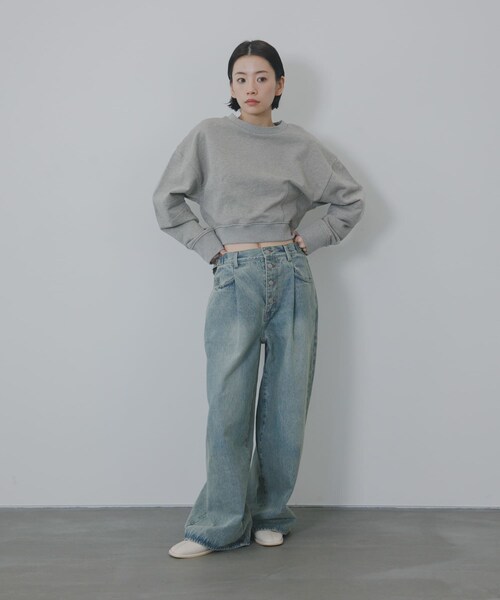KBF(ケイビーエフ)の「『3サイズ展開』タックボタンアップデニム(デニムパンツ・レディース・L.BLUE/BLUE・34/36/38)」の4枚目の写真
