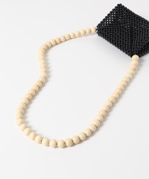 URBAN RESEARCH DOORS（アーバンリサーチドアーズ）の「TOOS　wood ball shoulderbag（ショルダーバッグ・レディース・black・one）」の6枚目の写真