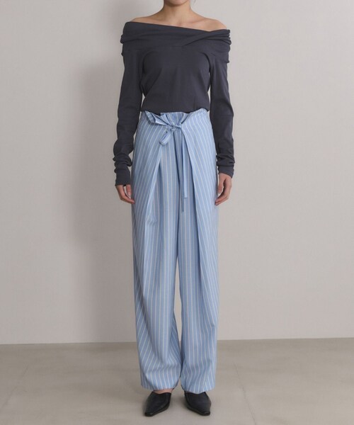 ADAM ET ROPE'（アダムエロペ）の「【EMOELLE】サマーウールイージースラックス（スラックス・レディース・ブルー系・36/38）」の4枚目の写真