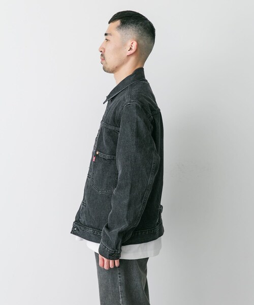 URBAN RESEARCH DOORS（アーバンリサーチドアーズ）の「LEVI’S　TYPE 1 TRUCKER（デニムジャケット・メンズ・Black/Indigo・S/M/L/XL）」の5枚目の写真