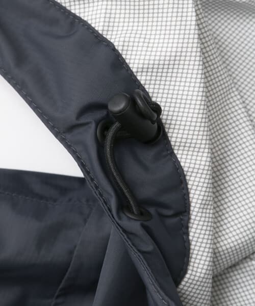 URBAN RESEARCH DOORS（アーバンリサーチドアーズ）の「snow peak×DOORS　Rain Poncho（レインコート/ポンチョ・レディース・アメニティ/オリーブ/ネイビー・one）」の9枚目の写真