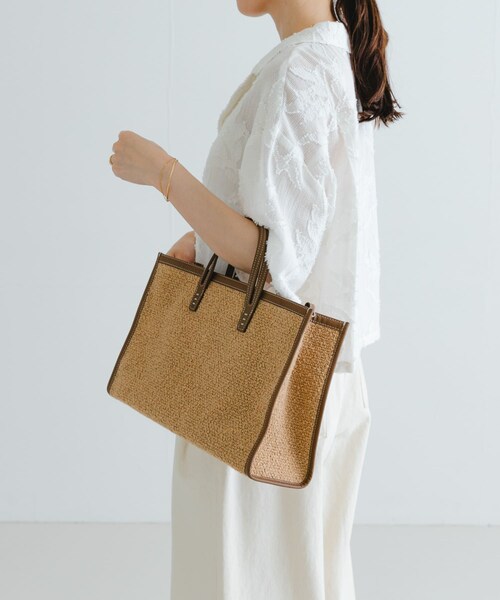 URBAN RESEARCH(アーバンリサーチ)の「A VACATION BREAD M(ハンドバッグ・レディース・BOU CAMEL・one)」の5枚目の写真