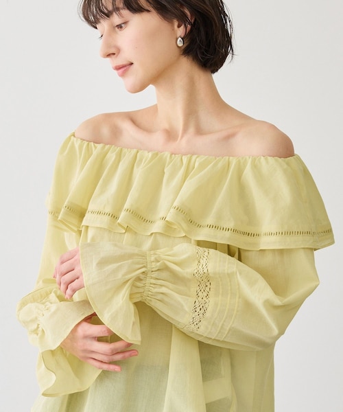 ROPE' PICNIC(ロペピクニック)の「お着軽シャツシリーズ レース使い2WAYオフショルシアーブラウス/接触冷感・通気性(シャツ/ブラウス・レディース・ブラック/ホワイト/ブルー系/イエロー・F)」の7枚目の写真