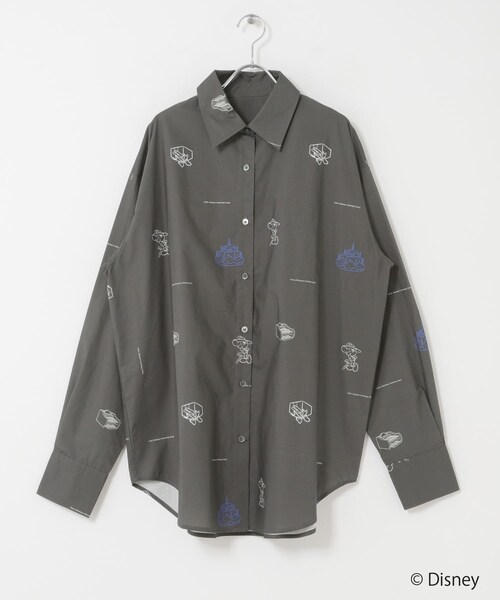 KBF（ケイビーエフ）の「別注Disneyプリントシャツ（シャツ/ブラウス・レディース・IVORY/CHARCOAL・One）」の6枚目の写真