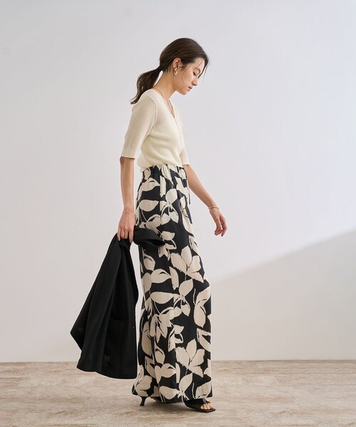 ROPE'(ロペ)の「ワイドリブラウンドネック スーパーメリノウール ニット/イージーケア(ニット/セーター・レディース・ブラック/グレー/オフホワイト・F)」の13枚目の写真