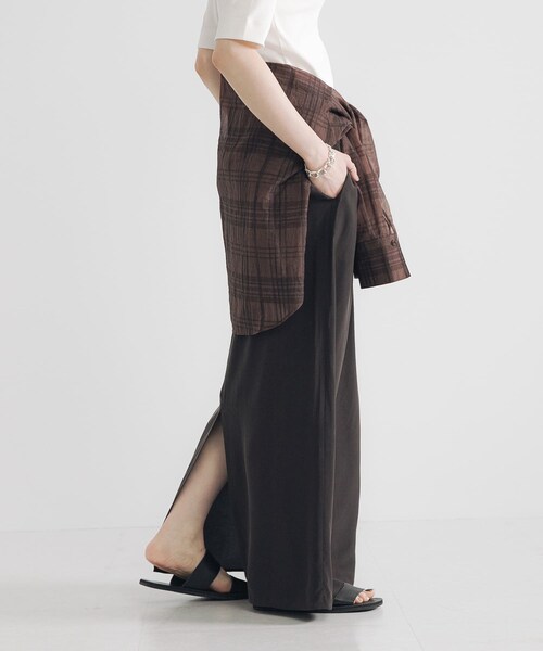 URBAN RESEARCH（アーバンリサーチ）の「キュプラレーヨンギャザーIラインスカート（スカート・レディース・BROWN/BEIGE・36/38）」の7枚目の写真