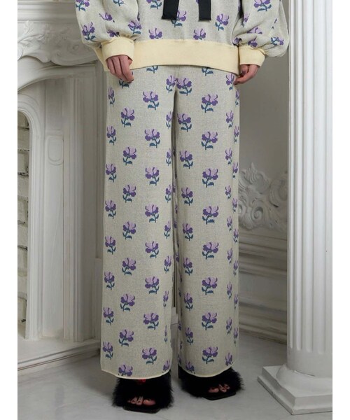 PAMEO POSE（パメオポーズ）の「Violet Flower Knit Pants（その他パンツ・レディース・ホワイト/ブラック/ブルー・F）」の10枚目の写真