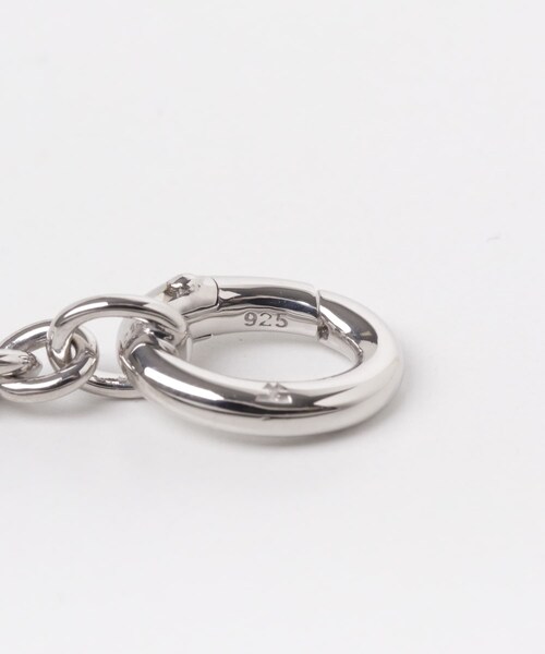 URBAN RESEARCH(アーバンリサーチ)の「TOM WOOD Ada Bracelet Slim(ブレスレット・メンズ・SILVER・7)」の6枚目の写真