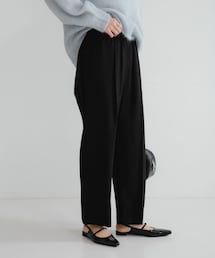 URBAN RESEARCH（アーバンリサーチ）の「『34サイズ/低身長向けも展開』 ポプリンイージーテーパードパンツ（その他パンツ・レディース）」