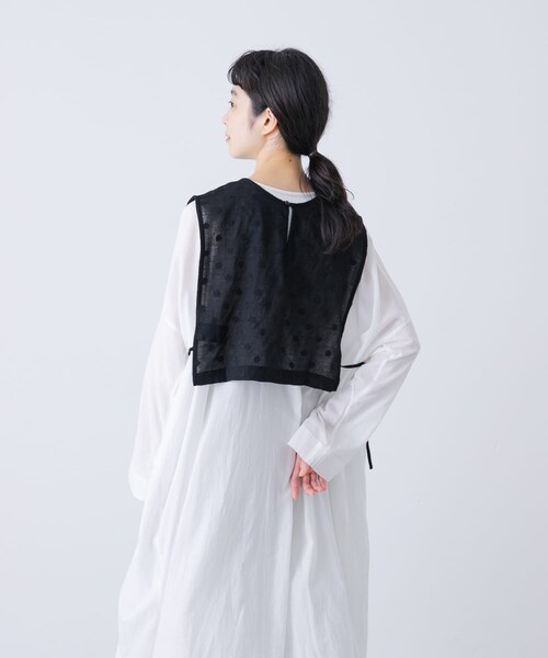 かぐれ（カグレ）の「ドット刺繍ウールガーゼビブ（ベスト・レディース・IVORY/BLACK・FREE）」の19枚目の写真