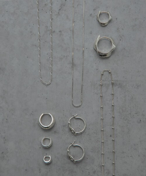 URBAN RESEARCH(アーバンリサーチ)の「Plump Drop Pierce S(ピアス(両耳用)・レディース・SILVER・-)」の3枚目の写真