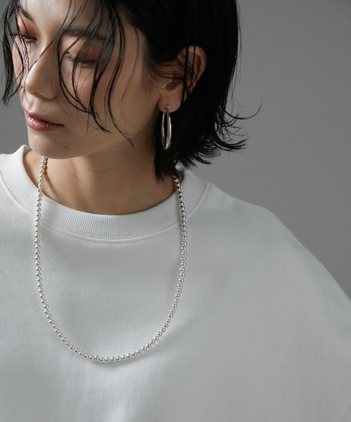 ADAM ET ROPE'(アダムエロペ)の「【J'aDoRe・店舗限定】【ERICKA NICOLAS BEGAY】ナバホパールネックレス5mm/60cm(ネックレス・レディース・シルバー・F)」の1枚目の写真