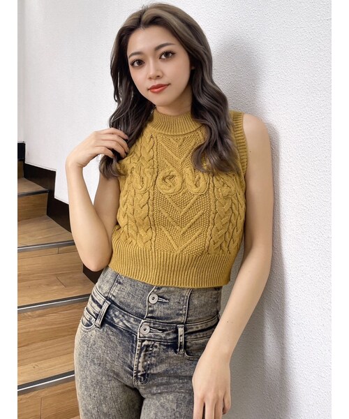 GYDA（ジェイダ）の「NOUSノースリケーブルニットトップス（ニット/セーター・レディース・オフホワイト/ブラック/マスタード・F）」の6枚目の写真