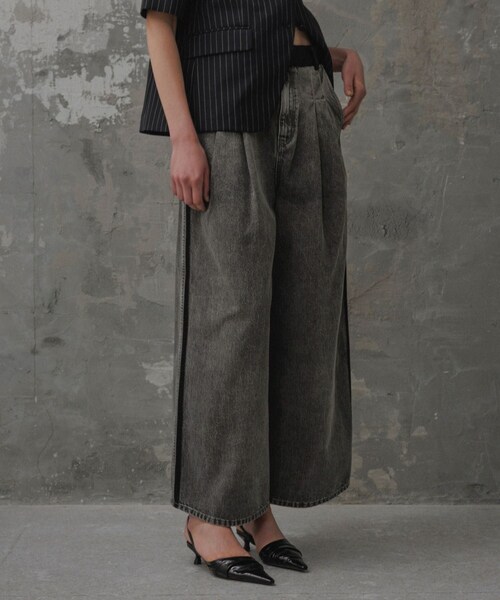 ADAM ET ROPE'（アダムエロペ）の「【EMOELLE】・【サステナブル】ドレスデニムパンツ（デニムパンツ・レディース・ブラック系/サックス・34/36/38）」の11枚目の写真