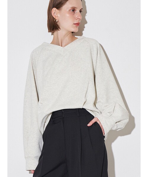 ELENDEEK（エレンディーク）の「RAGLAN TUCK CS（Tシャツ/カットソー・レディース・アイボリー/グレー/ブルー・F）」の3枚目の写真