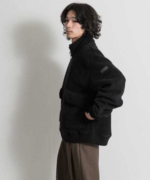 THE GOODLAND MARKET（ザグッドランドマーケット）の「AIGLE　ジップアップ シェルパフリース（ブルゾン・レディース・NOIR/OSIER・S/L）」の7枚目の写真