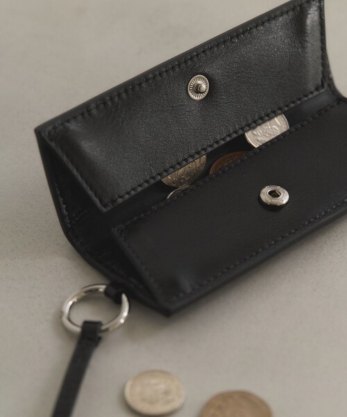 ADAM ET ROPE'(アダムエロペ)の「【PFT】Coin Charm(コインケース・レディース・ブラック/ベージュ系・F)」の5枚目の写真