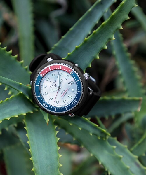 URBAN RESEARCH（アーバンリサーチ）の「FSC×SEIKO-06（アナログ腕時計・メンズ・RED・Free）」の3枚目の写真