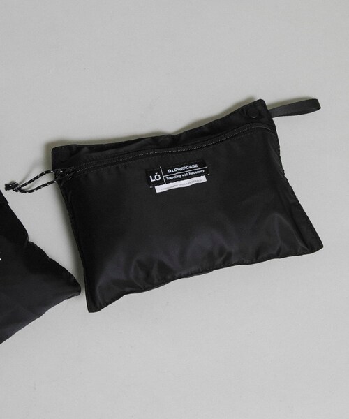 URBAN RESEARCH（アーバンリサーチ）の「『別注』LOWERCASE×URBS　パッカブルバックボストン（ボストンバッグ・メンズ・BLACK・FREE）」の3枚目の写真