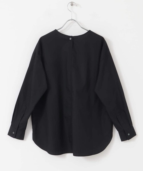 URBAN RESEARCH DOORS(アーバンリサーチドアーズ)の「『UR TECH』クルーネックプルオーバーシャツ(シャツ/ブラウス・レディース・OFF WHITE/BLACK・M)」の15枚目の写真