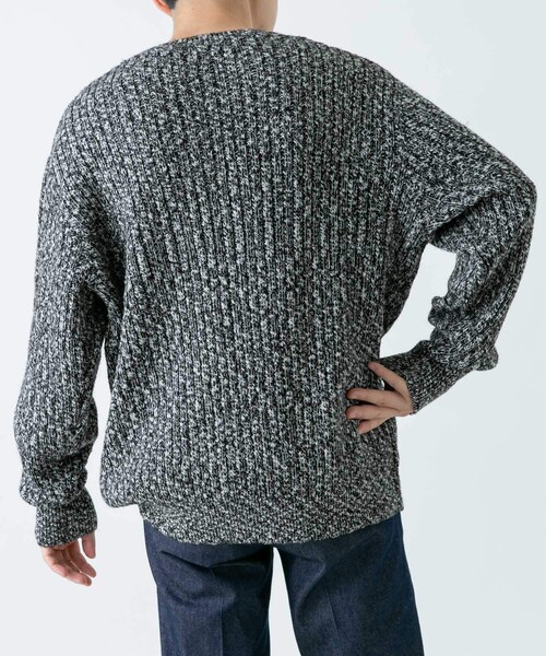 URBAN RESEARCH ROSSO（アーバンリサーチロッソ）の「『WEB限定』『XLサイズあり』スラブリブクルーネックニット（ニット/セーター・メンズ・NAVY/GRAY/BLACK/BROWN・S/M/L/XL）」の17枚目の写真