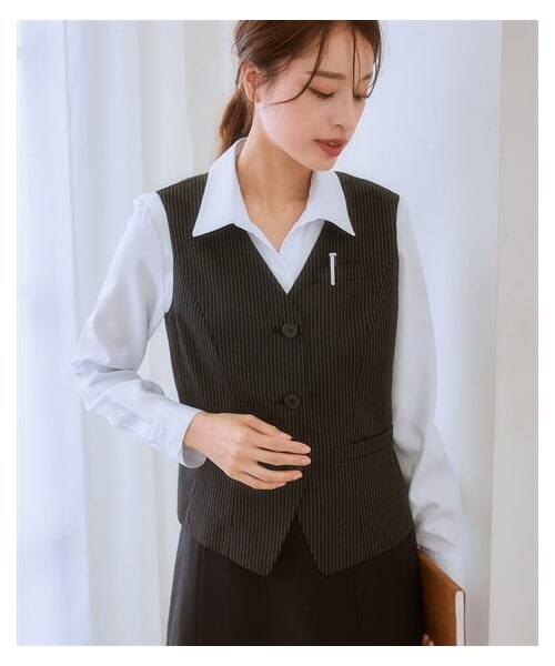 nissen（ニッセン）の「【事務服・会社制服】洗えるベスト（消臭テープ付）（上下別売り）（スーツスカート・レディース・黒×オフホワイトストライプ・S/M/L/LL/3L/4L/5L/6L/8L）」の10枚目の写真