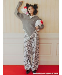 CALNAMUR | 【HELLO KITTYコラボ】カモフラワークパンツ(その他パンツ)