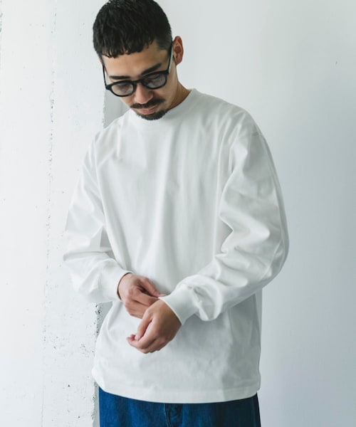 URBAN RESEARCH DOORS(アーバンリサーチドアーズ)の「10.5オンス ヘビーウェイトロングスリーブTシャツ(Tシャツ/カットソー・メンズ・C.NAVY/WHITE/MIX WHITE・M/L)」の1枚目の写真