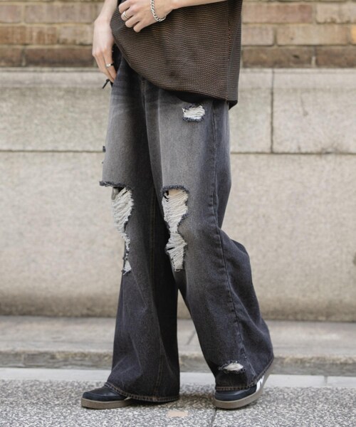 SENSE OF PLACE by URBAN RESEARCH（センスオブプレイスバイアーバンリサーチ）の「『ユニセックス』ダメージデニムワイドパンツ（デニムパンツ・メンズ・BLACK/D.INDIGO・M/L）」の6枚目の写真