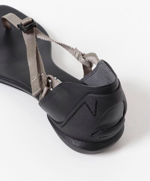 URBAN RESEARCH（アーバンリサーチ）の「SHISEI　TONG SANDALS（サンダル・レディース・GRGxBLK/BLACK/CMLxBLK/GRNxBLK・22.5/23.5/24.5）」の14枚目の写真