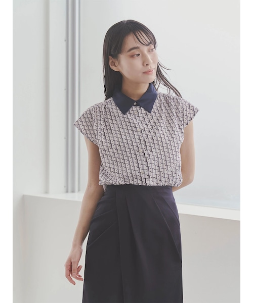 TONAL（トーナル）の「Tモノグラムクレリックフレンチシャツ（シャツ/ブラウス・レディース・アイボリー/ネイビー・M）」の8枚目の写真