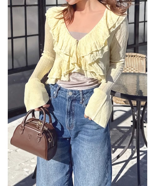 dazzlin（ダズリン）の「ペプラムフリルリボンカーデ（カーディガン/ボレロ・レディース・オフホワイト/ブラック/ピンク/イエロー・F）」の5枚目の写真