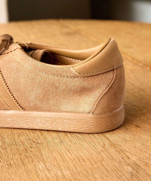 ADAM ET ROPE'（アダムエロペ）の「【adidas/アディダス】TOBACCO（スニーカー・メンズ・キャメル・26.0/27.0/28.0/29.0）」の9枚目の写真