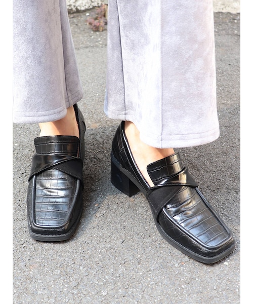 MURUA（ムルーア）の「ツイストローファー（ブーティ・レディース・ブラウン/ブラック・37/35/36）」の14枚目の写真