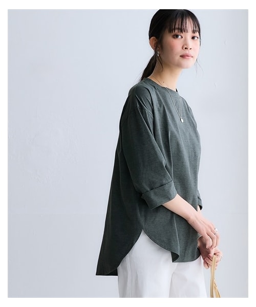 nissen（ニッセン）の「マルチドライ7分袖カットソー裾ラウンドチュニック（水陸両用・接触冷感・UVカット・吸汗速乾）＜大きいサイズ有＞（チュニック・レディース・杢ピーチ/杢マスカット/杢チャコールグレー/杢ビスケット/杢アイスブルー/アイボリー・S/M/L/LL/3L/4L/5L/6L/8L/10L）」の2枚目の写真