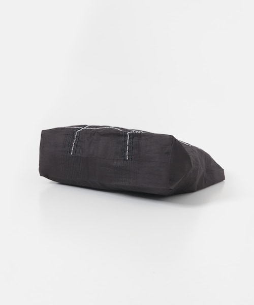 かぐれ（カグレ）の「Khadi&co　BIRD Embroidery Bag（トートバッグ・レディース・BK・Free）」の6枚目の写真