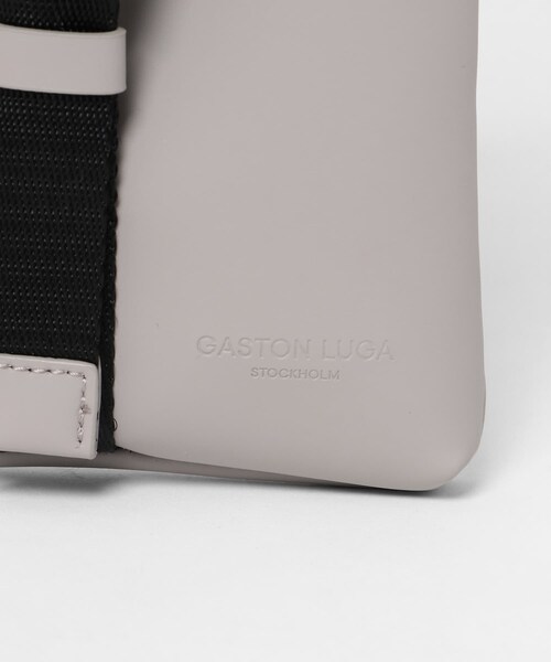 SENSE OF PLACE by URBAN RESEARCH（センスオブプレイスバイアーバンリサーチ）の「GASTON LUGA　SPLASH MINI CROSSBODY（ショルダーバッグ・メンズ・BLACK/TAUPE/Lemonade・One）」の18枚目の写真