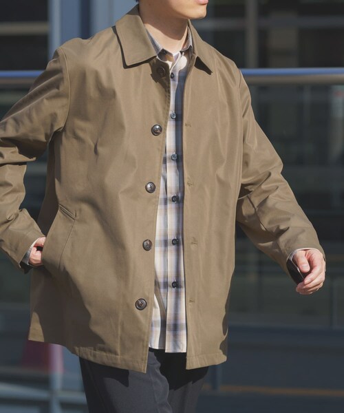 ITEMS URBANRESEARCH(アイテムズ アーバンリサーチ)の「防花粉×UVカット ステンカラーコート(楽着シリーズ)(テーラードジャケット・メンズ・BLK/BEG/KHK・M/L)」の3枚目の写真