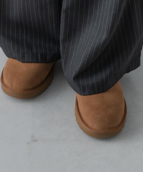 URBAN RESEARCH(アーバンリサーチ)の「UGG CLASSIC MICRO(その他シューズ・レディース・CHESTNUT/BLACK・23/24/25)」の11枚目の写真