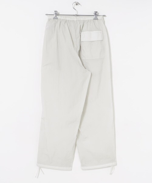 URBAN RESEARCH(アーバンリサーチ)の「ATON HAND DYED NYLON OVER PANTS(その他パンツ・レディース・BLACK/GRAY・00)」の9枚目の写真