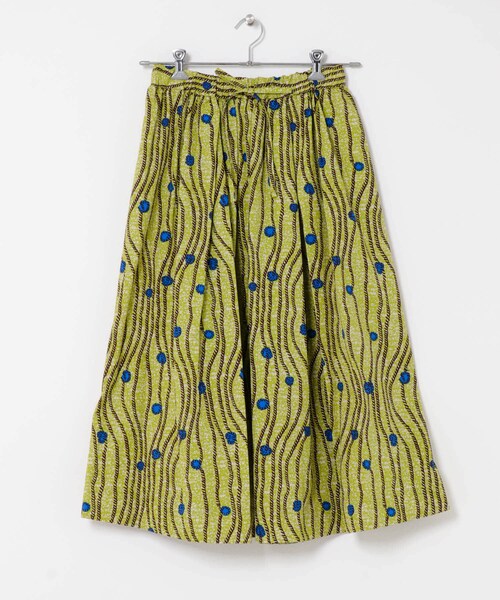 URBAN RESEARCH DOORS(アーバンリサーチドアーズ)の「Le GLAZIK TUCK GATHERED SKIRT(スカート・レディース・LIME/GREEN・36)」の4枚目の写真