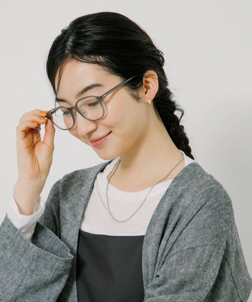URBAN RESEARCH(アーバンリサーチ)の「『別注』KANEKO OPTICAL×URBAN RESEARCH TYPE-C(メガネ・レディース・クリアグレー/クリアブラウン・-)」の4枚目の写真