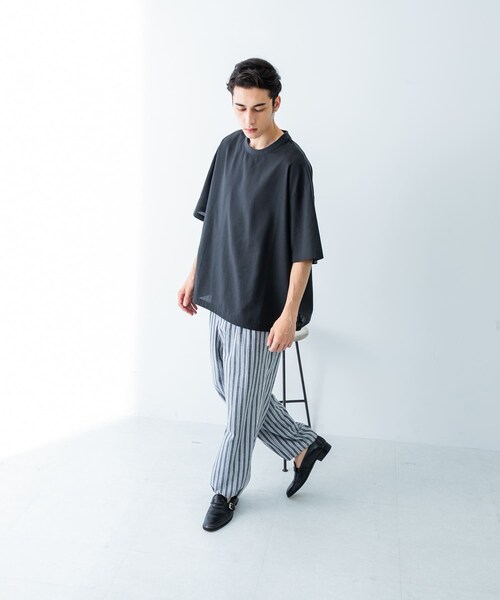 URBAN RESEARCH（アーバンリサーチ）の「『UR TECH DRYLUXE』高機能リネンTシャツ（Tシャツ/カットソー・メンズ・FADE BLACK/BEIGE/BURGUNDY・M/L）」の13枚目の写真